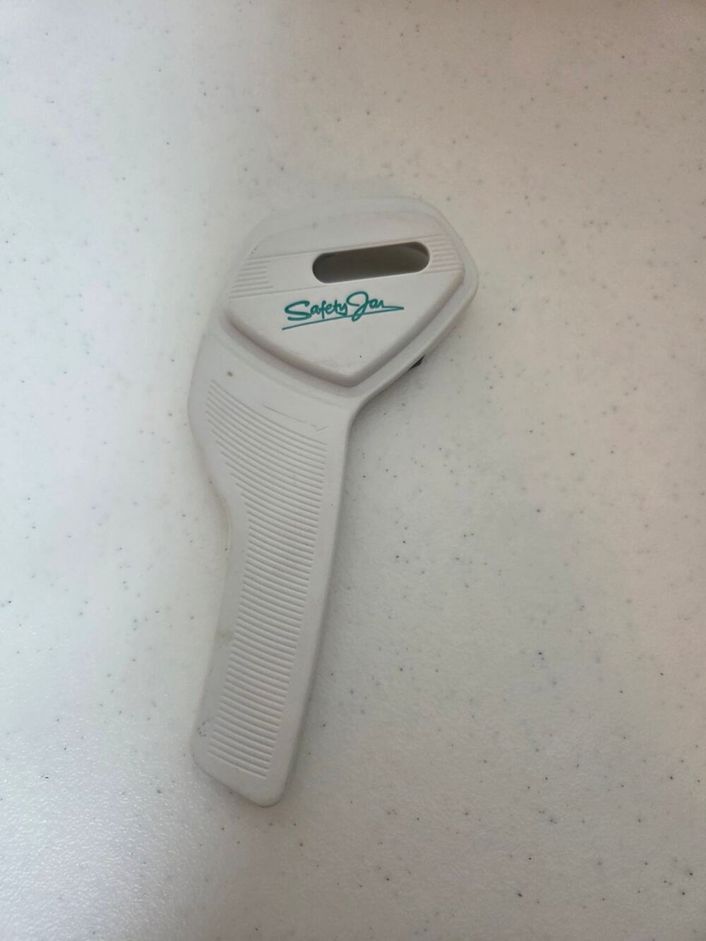 Vintage Culinare Safety Jar Opener Manual Jar Lid Kitchen Operner Easy White